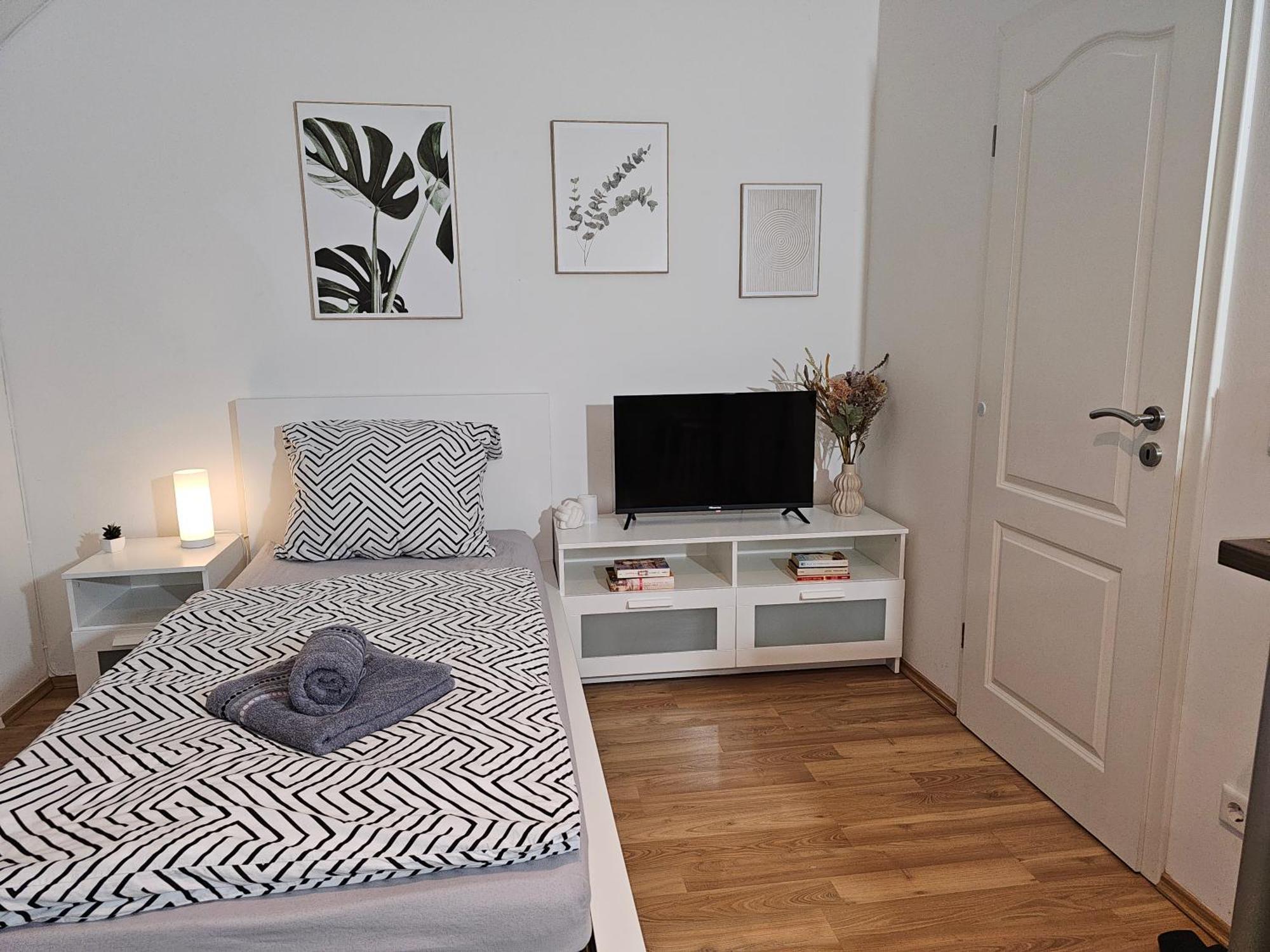 Modern Studio Near Duesseldorf Airport & Messe/Fair Meerbusch Kültér fotó